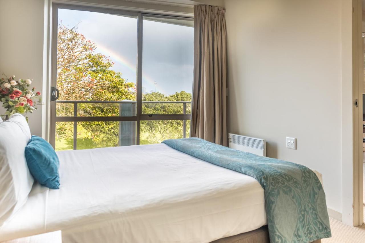 Ocean Breeze Hotel Auckland Exterior photo